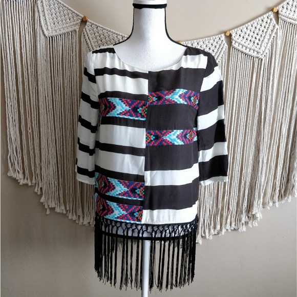 3/$20 Anthropologie Floreat Black White Striped Embroidered Fringe Top XS - Picture 1 of 8